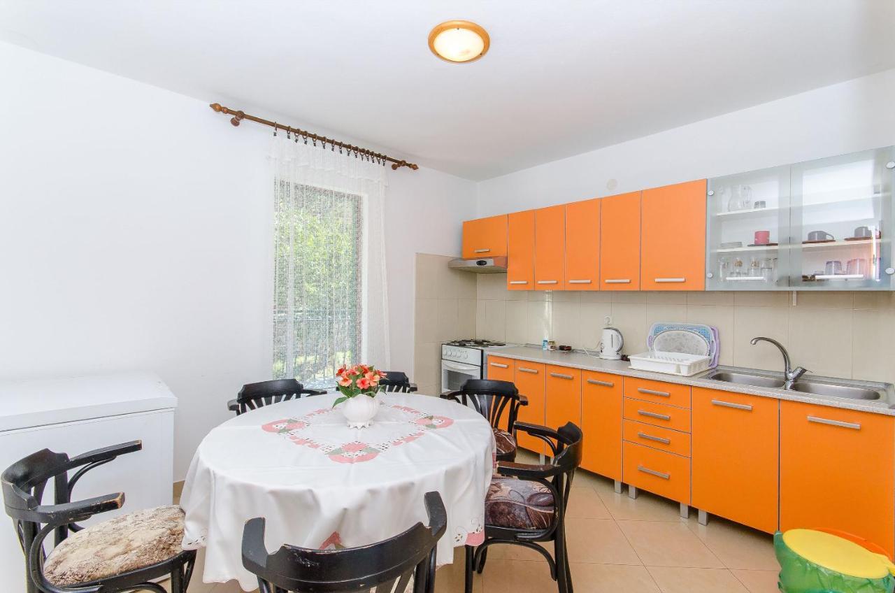 Apartments Moloco 드레베니크 외부 사진